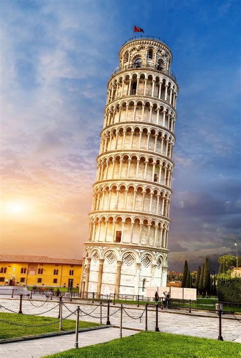 Man Made Wonders Leaning Tower of Pisa Italy shorts